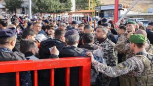 وقف النار تحت رقابة الآلية الخماسيّة… تشدّدٌ في ضبط فوضى المعابر مع سوريا