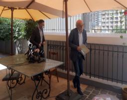 جنبلاط يقترح اليرزة بدلاً من ثنائي زغرتا