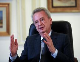 "قضية سلامة تدرّس".. وتخوف من تداعيات مالية بعد صدور مذكرة التوقيف