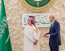 العرب يتضامنون ويستعجلون الرئيس... والداخل يتخبّط في انتظار الحراكات