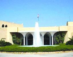 لعبة شدّ حبال رئاسية فوق جبل التعطيل.. المعارضات لا ترشّح ومخاوف من مغامرات