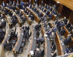 الداخل ينتظر ماكرون وبن سلمان... المعارضات تُكابر ولا تتجاوَب مع الدعوة للحوار