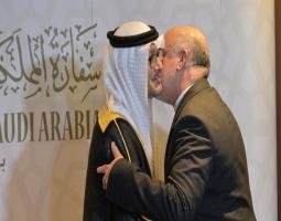 مهمة لودريان الطويلة : الصفحة السابقة طويت