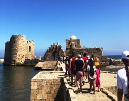 الحريري تلتقي وفدا شبابيا اغترابيا ضم 150 شاباً وشابة من 18 دولة