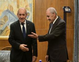 تعيين الحاكم مناورة متقدمة لتكليف "النواب"... ولا داعي إلّا للذعر!