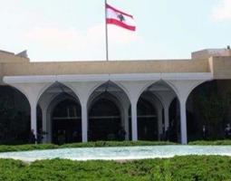 لبنان بين الملفات الساخنة ونار المخيمات.. ورهان دولي على حوار ورئيس في أيلول