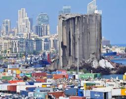 تقاذف ملف الاقتراض بين الحكومة والمجلس