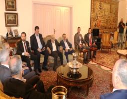 معركة للرد على المعارضة واستقطاب “أكثرية حوارية”