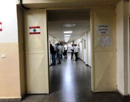 الدوائر الرسمية في سرايا صيدا الحكومي تفتح ابوابها بعد اقفال فرضته احداث عين الحلوة.