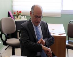 وزير التربية يغسل يديه من دولرة الأقساط : الحلبي «لا يضمن» بدء العام الدراس