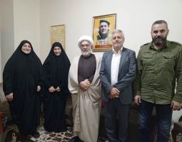 في "يوم الشهيد".. وفود من "حزب الله" جالت على عوائل "شهداء المقاومة" في صيدا وجوارها