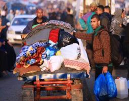 جموع اهالي غزة خرجوا الى الشوارع مع سريان وقف اطلاق النار