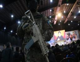 المبادرات الخارجية عالقة وحرب التهديدات إلى الذروة