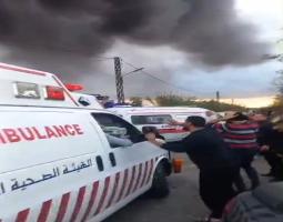 النيران ما زالت مشتعلة في المستودعات التي استهدفتها اسرائيل في الغازية وسقوط اكثر من 10 جرحى