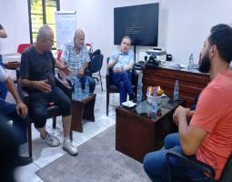 بعد تعرضها لغارة اسرائيلية..البزري يتفقّد محلة "الفيلات" في صيدا ويلتقي الاهالي