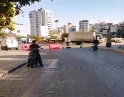 بلدية صيدا تقفل "شارع المصارف" في المدينة بالاتجاهين.. كتدبير احترازي