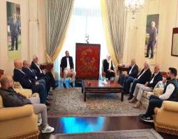 الحريري تلتقي سعد و"تاكيد على أهمية تكامل الجهود لتأمين كافة احتياجات اهلنا الوافدين".