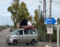 لبنان يتحوط للانهيار المذهل للنظام السوري... و"حزب الله" يتلقى الضربة الاستراتيجية الثانية