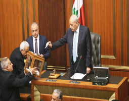 عون يتقدم رئاسياً ويصطدم برفض «الثنائي الشيعي» تعديل الدستور