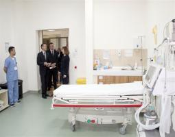 "المستشفى التركي" في صيدا يتسلم سيارة اسعاف برعاية السفير التركي والوزير الأبيض وفعاليات المدينة