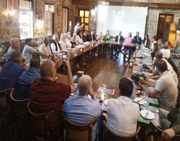 المرشّح لرئاسة بلدية صيدا عمر مرجان يلتقي الاعلاميين بحضور اعضاء من لائحته