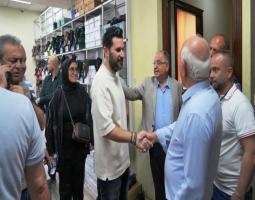 رئيس لائحة " سوا لصيدا" المهندس مصطفى حجازي يجول وأعضاء اللائحة في السوق التجاري للمدينة