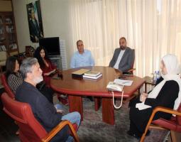 الحريري التقت لجنة تجار 