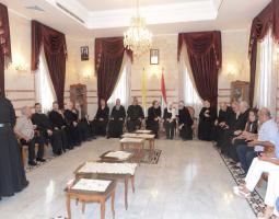 بهية الحريري هنأت الرئيس العام للرهبانية المخلصية أنطوان رزق  ونقلت تهاني الرئيس سعد الحريري