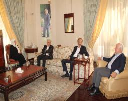 الحريري تلتقي رئيس اتحاد بلديات جزين رومانوس ونائبه وعرض للقضايا البلدية والحياتية والتنموية.
