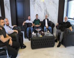 الصيدلي عمر مرجان يزور رئيس بلدية حارة صيدا مهنئا