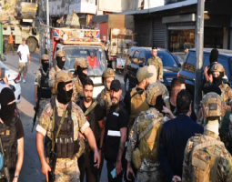 أخيراً انطلاقة متدرّجة لتسليم السلاح الفلسطيني... "حزب الله" يُفاقم اختناقه بالهجمات التخوينية!