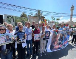 اعلاميو صيدا يقفون وقفة غضب إستنكارا لجرائم العدو الإسرائيلي باستهداف الصحافيين في غزة  ولبنان