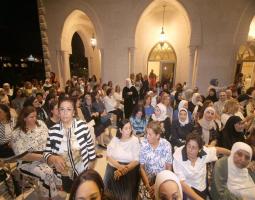 بهية الحريري تقيم حفلا إنشادياً في "فيلا الحريري" - الهلالية بمناسبة ذكرى المولد النبوي الشريف