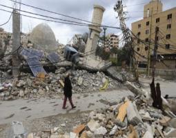 شيطنة الحكومة اللبنانية ورئيسها.. إشكالية الدولة وتكريس المثالثة