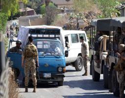 مخيم «عين الحلوة» الفلسطيني في جنوب لبنان يبدأ تسليم السلاح