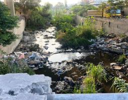 بلدية صيدا تبادر الى تنظيف المجاري المائية والاقنية استعدادا لفصل الشتاء