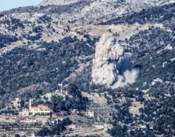 إسرائيل تطلق حملة جوية واسعة | عون: لم أقل إن شبح الحرب انتهى