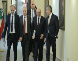 "مزيج" الديبلوماسية والميدان بعد انحسار "الهدنة" لقاءات كثيفة للموفد السعودي وعيسى مغتبط بالمرفأ