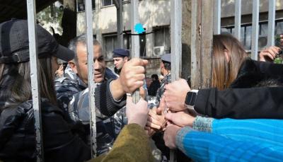 الـ11 في الدوامة و”التيار” لا يحسم موقفه