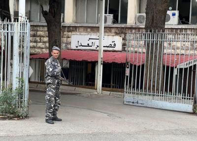 الرئاسة تحت ركام السياسة.. العين على مشاورات باريس.. وصندوق النقد يحذّر