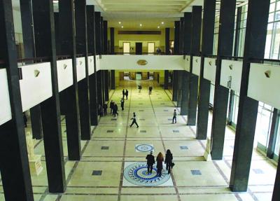 تطور قضائي يخرق الملف الرئاسي.. ومذكرة توقيف فرنسية بحق سلامة