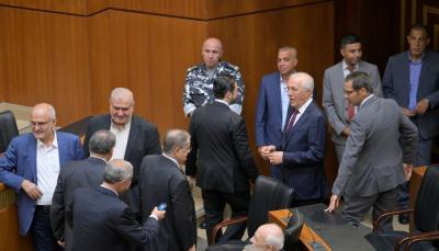 الغالبية لأزعور: استعادة التوازن في الأزمة المفتوحة