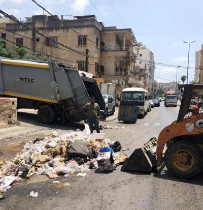 رفع النفايات من شوارع صيدا بمبادرة من السعودي و
