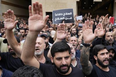 حادثة شاحنة «حزب الله» تقلق حليفه المسيحي