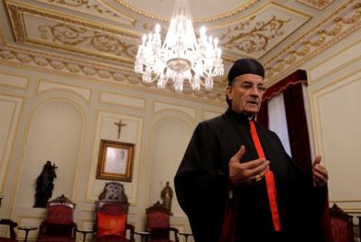 سباق الأمتار الأخيرة بين التعيين والتمديد