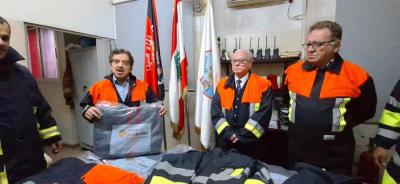 ألبسة ضد الحريق ل