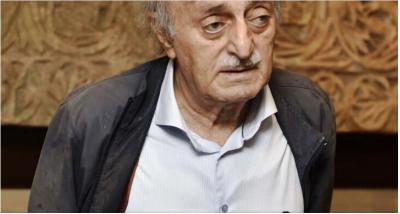 جنبلاط : متخوف من التدحرج لحرب واسعة بوجود المجانين