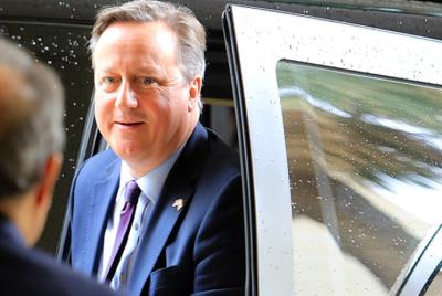 كاميرون يقترح أبراج مراقبة حدودية لضمان «احترام الجانبيْن» للقرار 1701