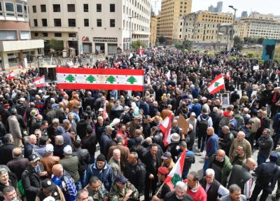 أزمة الرواتب للقطاع العام والعسكريين المتقاعدين في طريقها الى الحل