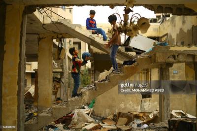 معادلة بايدن المستحيلة.. الصواريخ لإسرائيل والرغيف لغزة!